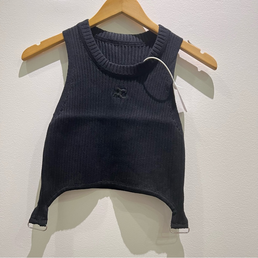 Blackpink Rose Ribbed-knit Hardware-detail Cropped top